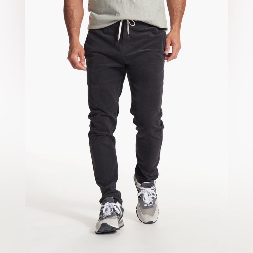 EUC - Vuori Optimist Pant - size Medium - charcoal